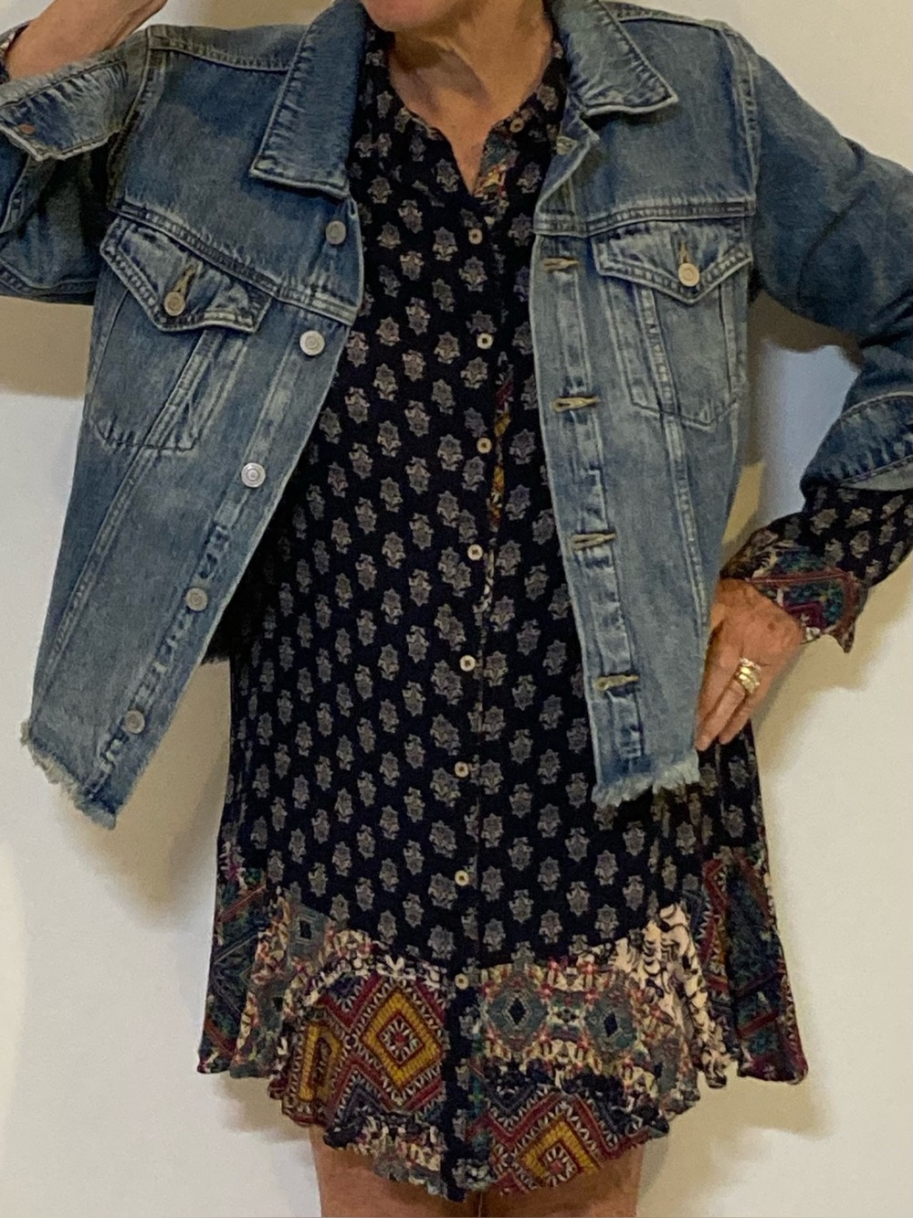 Boho shirt dress, Farm Rio attitude, button-down front, great fabric, M